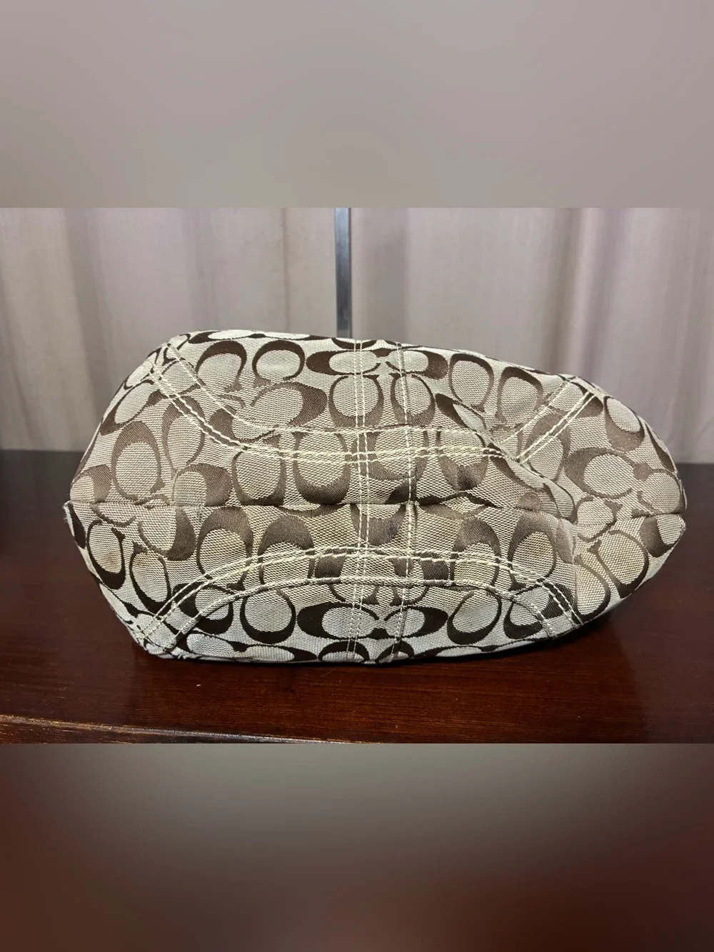 Coach classic signature